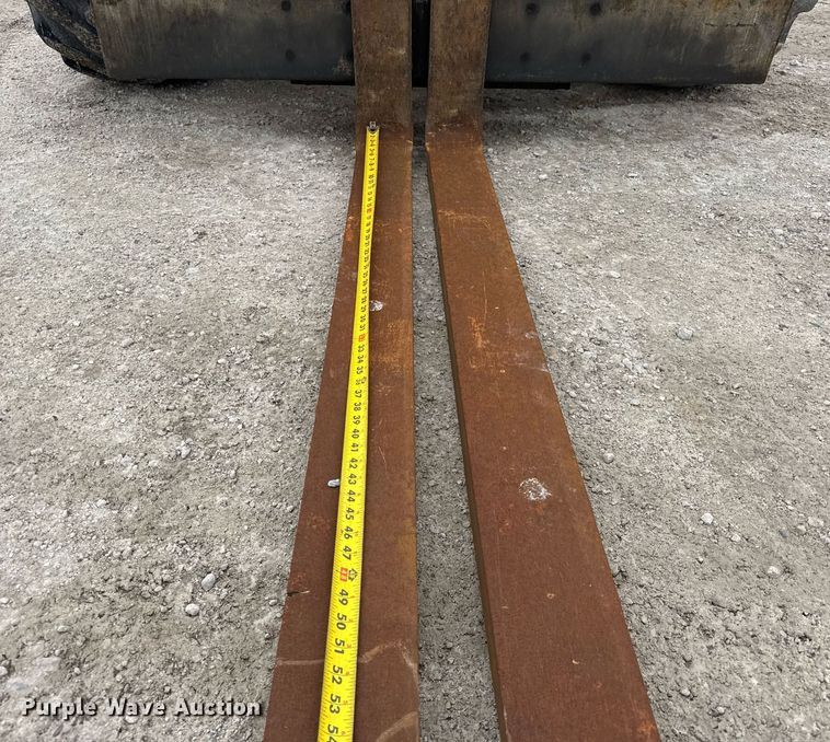 image for item DH9898 1994 Harlo HF456B forklift