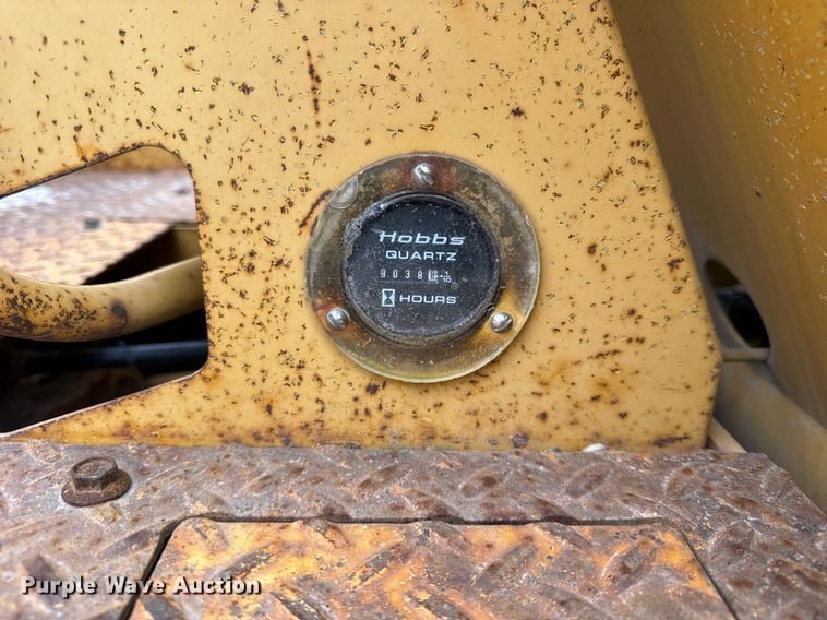 image for item DH9898 1994 Harlo HF456B forklift