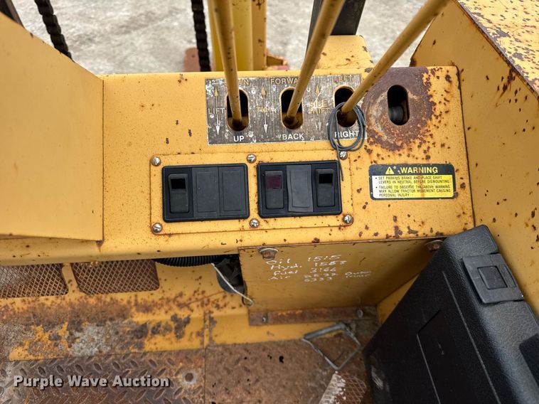 image for item DH9898 1994 Harlo HF456B forklift