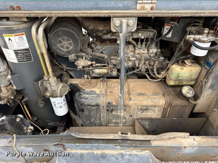 image for item DH9899 Airman PDS185S air compressor