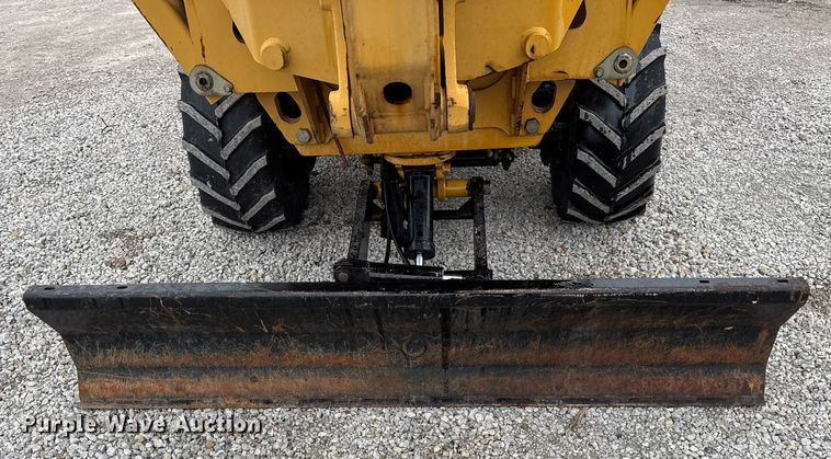image for item DH9900 2000 Vermeer V4150A trencher