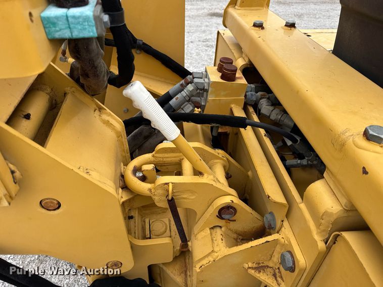 image for item DH9900 2000 Vermeer V4150A trencher