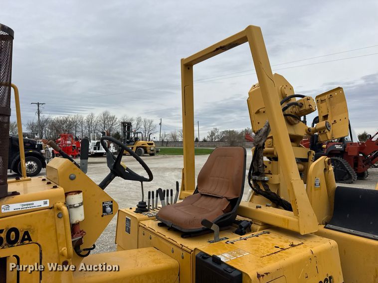 image for item DH9900 2000 Vermeer V4150A trencher