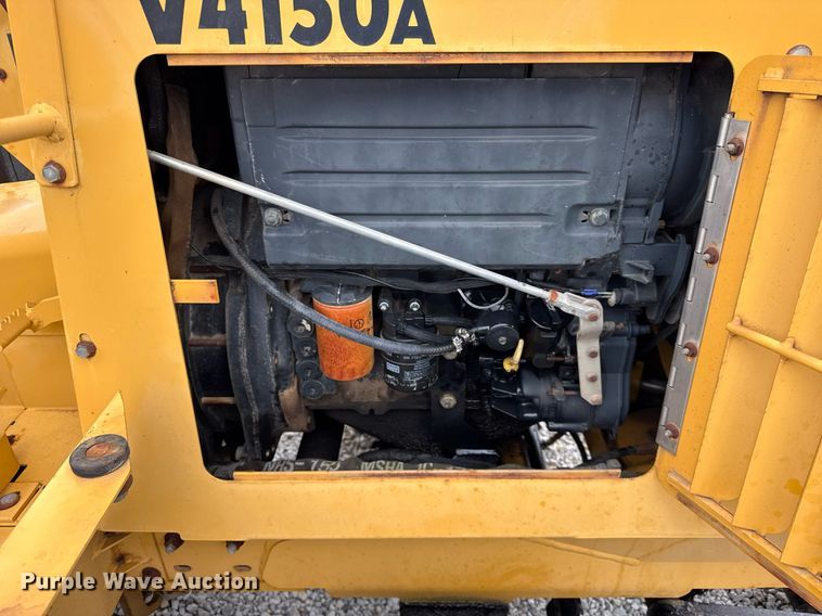 image for item DH9900 2000 Vermeer V4150A trencher