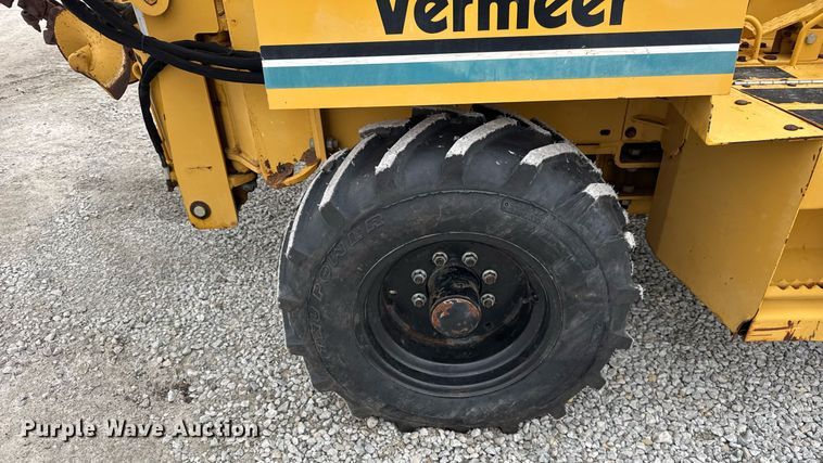 image for item DH9900 2000 Vermeer V4150A trencher