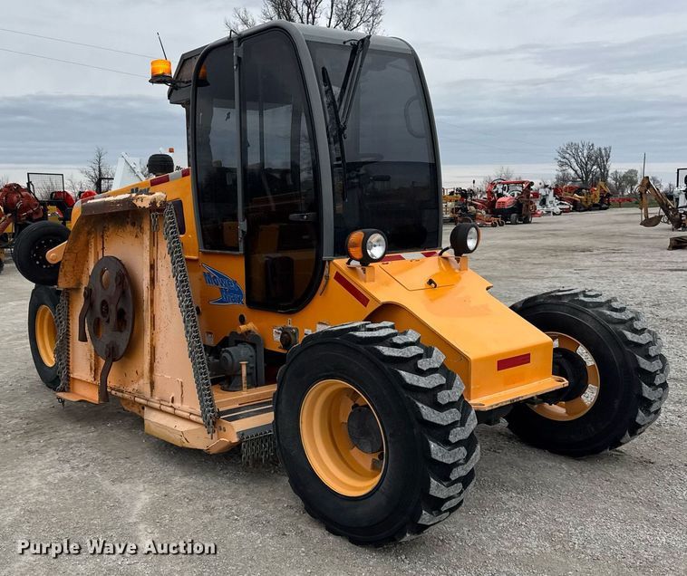 image for item DH9901 2017 ATMAX MowerMax Flexwing  municipal tractor