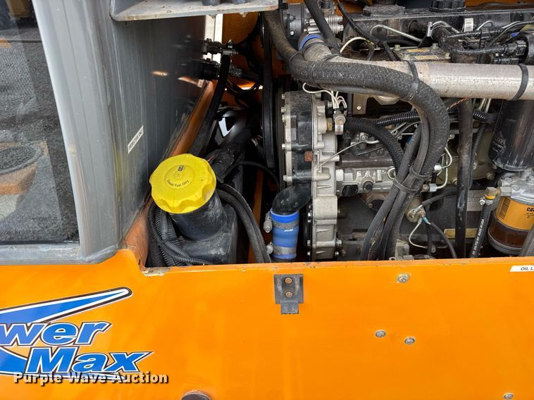 image for item DH9901 2017 ATMAX MowerMax Flexwing  municipal tractor