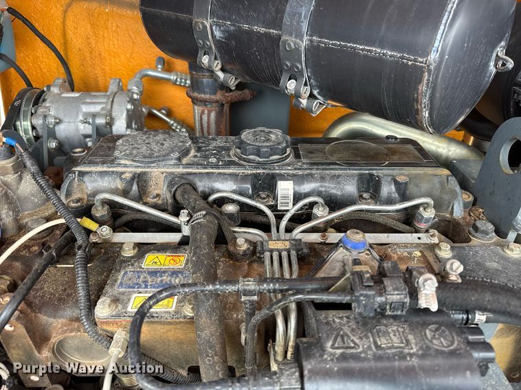 image for item DH9901 2017 ATMAX MowerMax Flexwing  municipal tractor