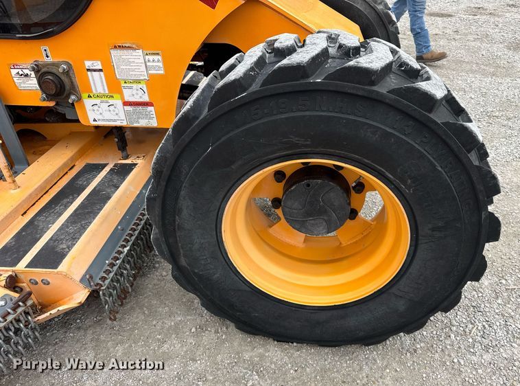 image for item DH9901 2017 ATMAX MowerMax Flexwing  municipal tractor