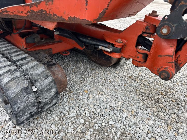 image for item DH9902 2009 Ditch Witch XT850 mini excavator / tool carrier