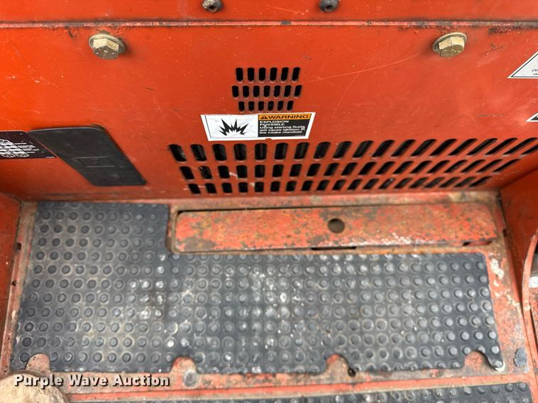 image for item DH9902 2009 Ditch Witch XT850 mini excavator / tool carrier