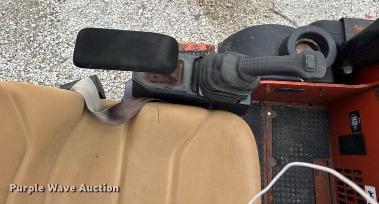 image for item DH9902 2009 Ditch Witch XT850 mini excavator / tool carrier