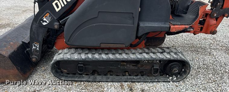 image for item DH9902 2009 Ditch Witch XT850 mini excavator / tool carrier