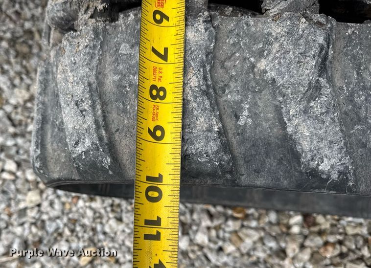 image for item DH9902 2009 Ditch Witch XT850 mini excavator / tool carrier