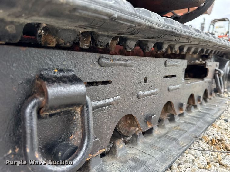 image for item DH9902 2009 Ditch Witch XT850 mini excavator / tool carrier