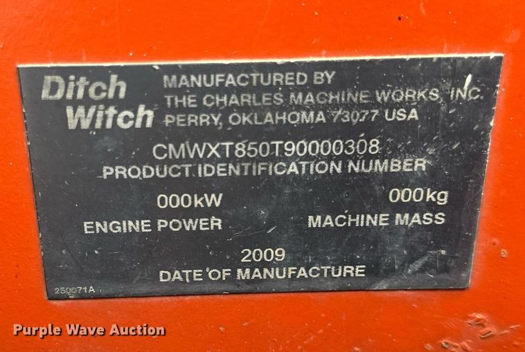 image for item DH9902 2009 Ditch Witch XT850 mini excavator / tool carrier