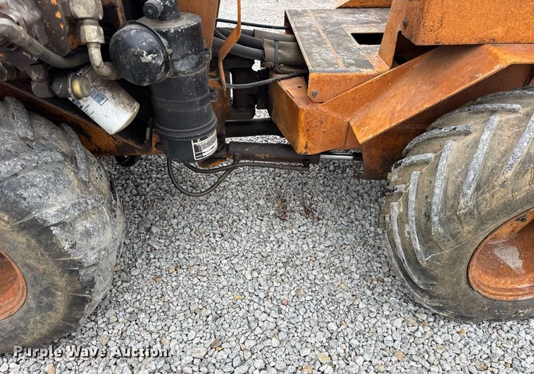 image for item DH9904 1986 Case 25+4XP trencher