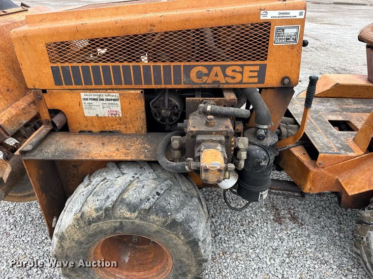 image for item DH9904 1986 Case 25+4XP trencher