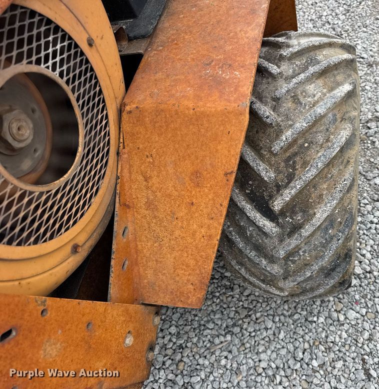 image for item DH9904 1986 Case 25+4XP trencher