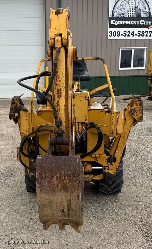 image for item DH9905 2002 Vermeer LM42 cable plow