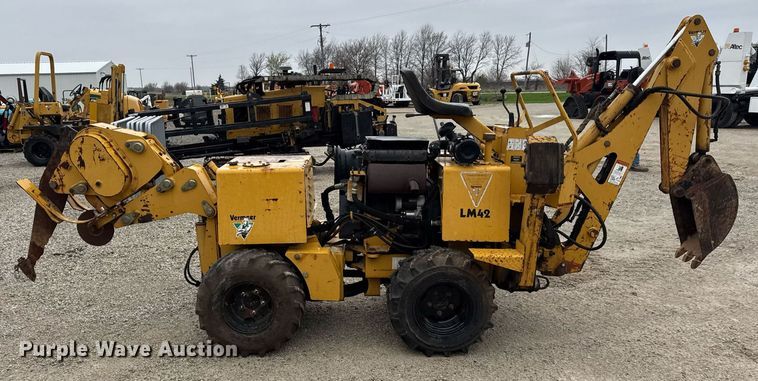 image for item DH9905 2002 Vermeer LM42 cable plow