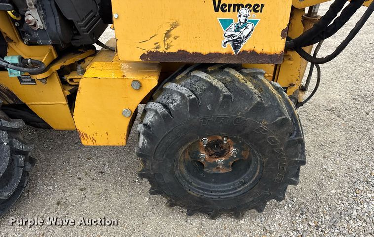 image for item DH9905 2002 Vermeer LM42 cable plow