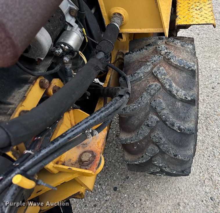 image for item DH9905 2002 Vermeer LM42 cable plow