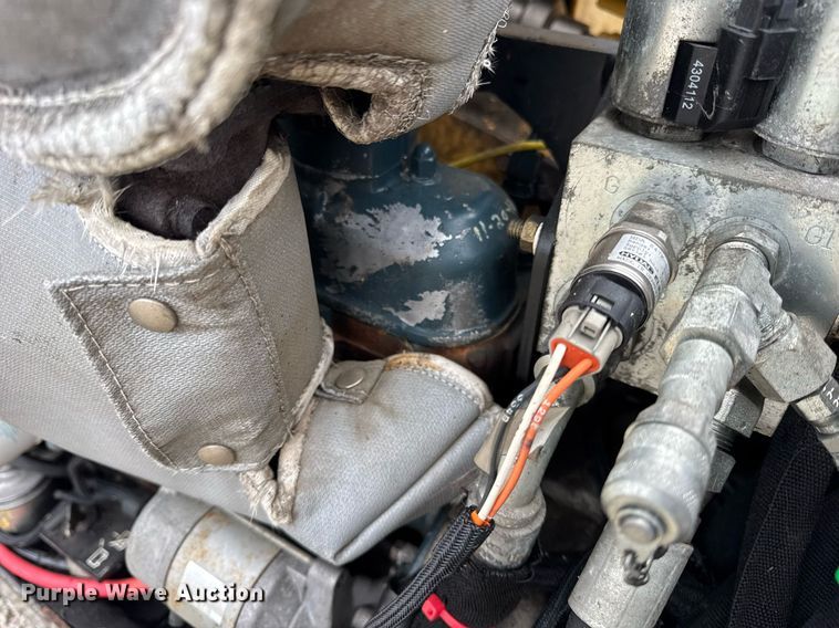 image for item DH9908 2013 Vermeer D9x13 Series II directional boring unit