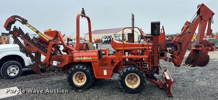 image for item DH9910 1999 Ditch Witch 5110 trencher
