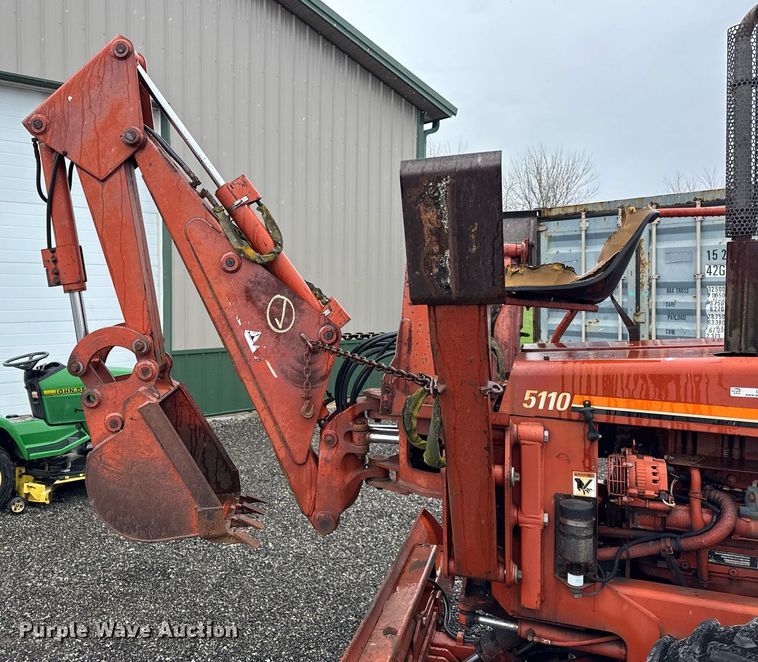 image for item DH9910 1999 Ditch Witch 5110 trencher