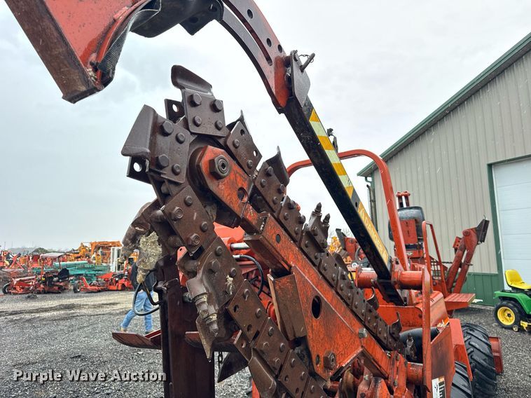 image for item DH9910 1999 Ditch Witch 5110 trencher