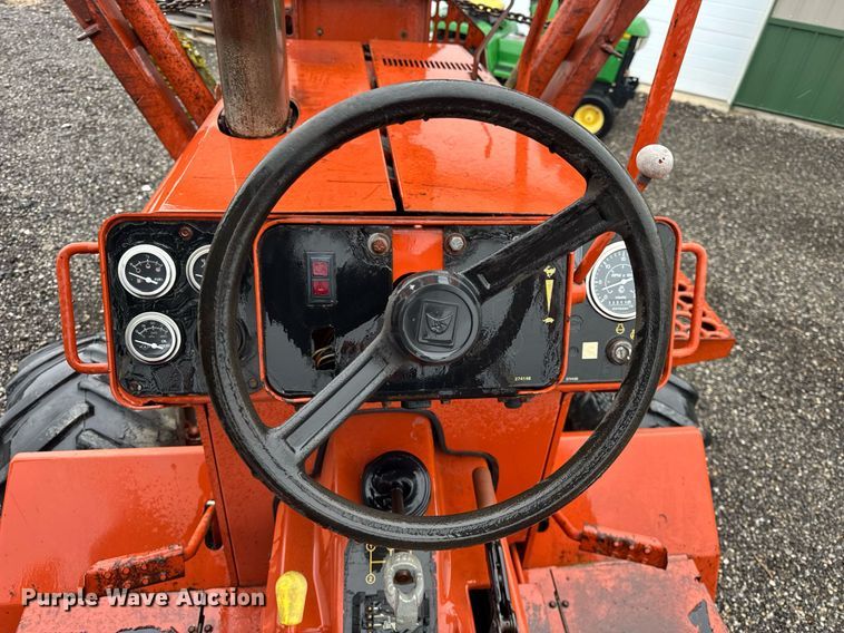 image for item DH9910 1999 Ditch Witch 5110 trencher