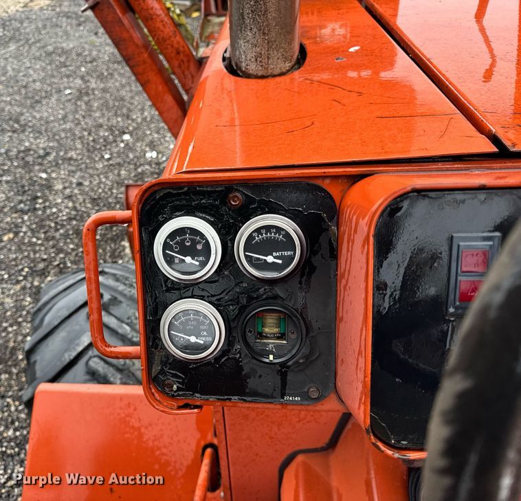 image for item DH9910 1999 Ditch Witch 5110 trencher