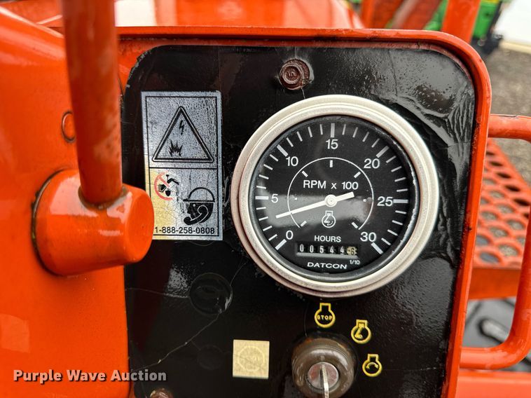 image for item DH9910 1999 Ditch Witch 5110 trencher