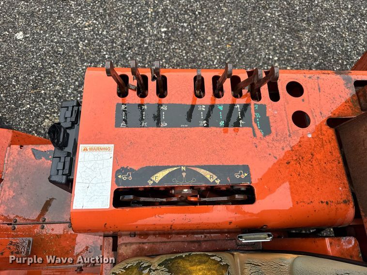 image for item DH9910 1999 Ditch Witch 5110 trencher