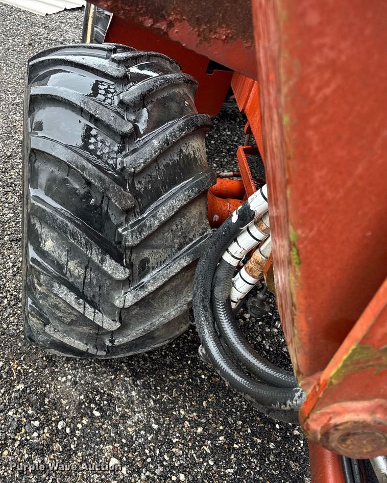 image for item DH9910 1999 Ditch Witch 5110 trencher