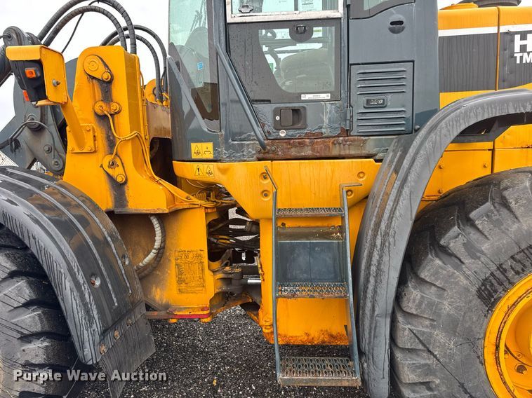 image for item DH9912 2011 Hyundai HL740-9TM wheel loader