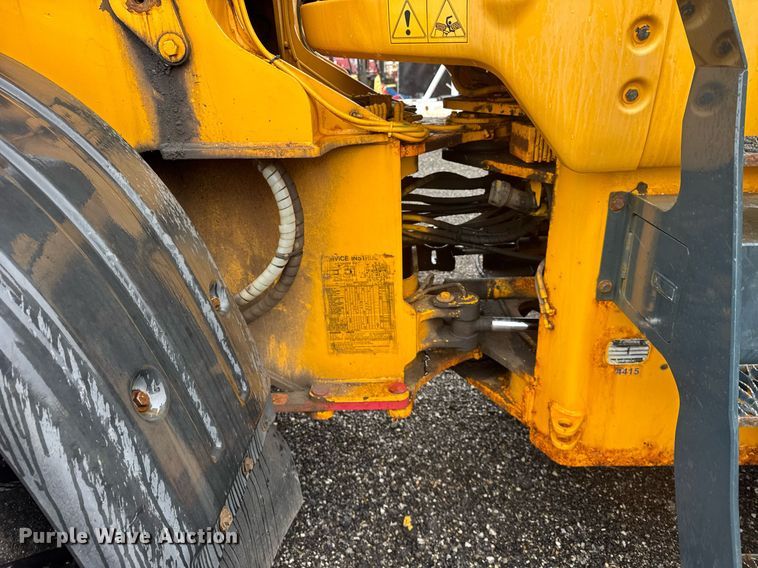 image for item DH9912 2011 Hyundai HL740-9TM wheel loader