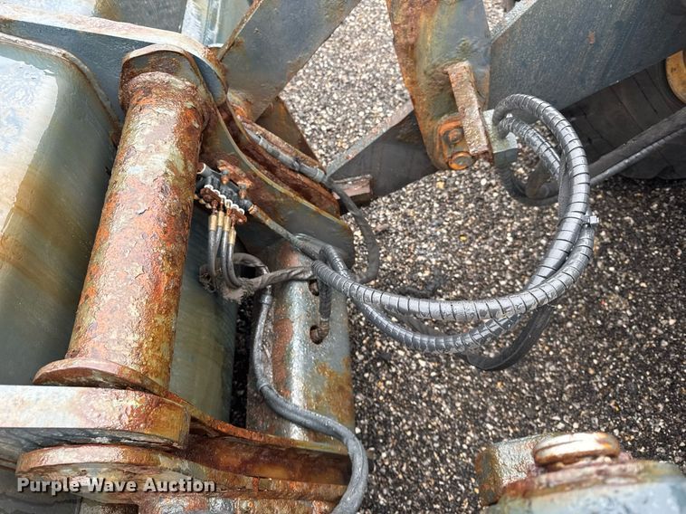 image for item DH9912 2011 Hyundai HL740-9TM wheel loader