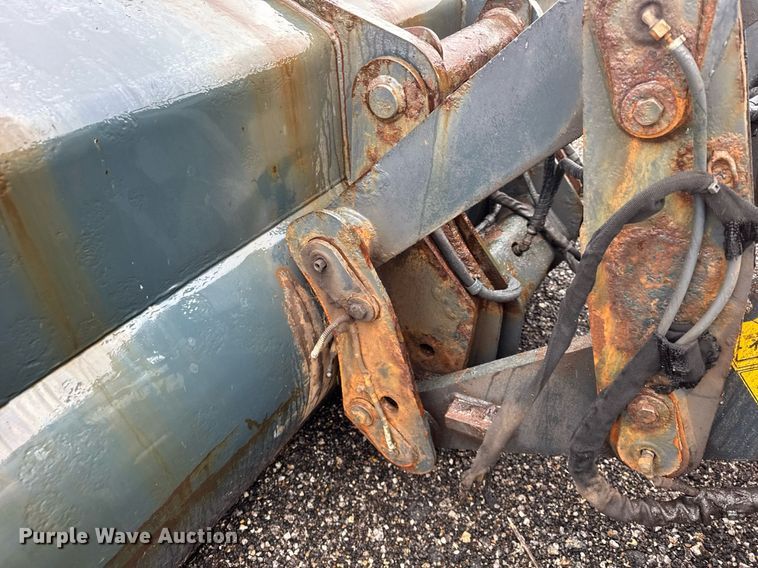 image for item DH9912 2011 Hyundai HL740-9TM wheel loader