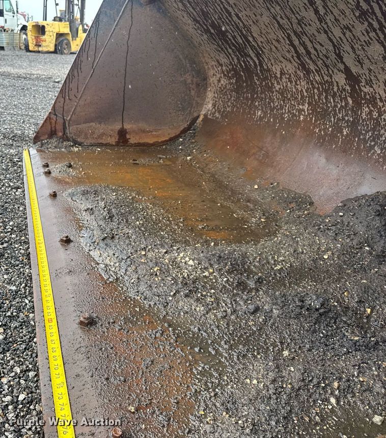 image for item DH9912 2011 Hyundai HL740-9TM wheel loader