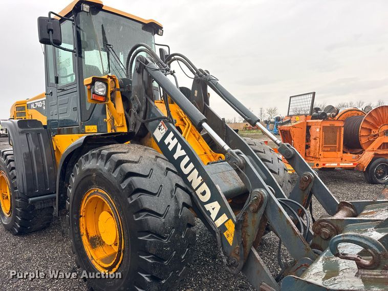 image for item DH9912 2011 Hyundai HL740-9TM wheel loader