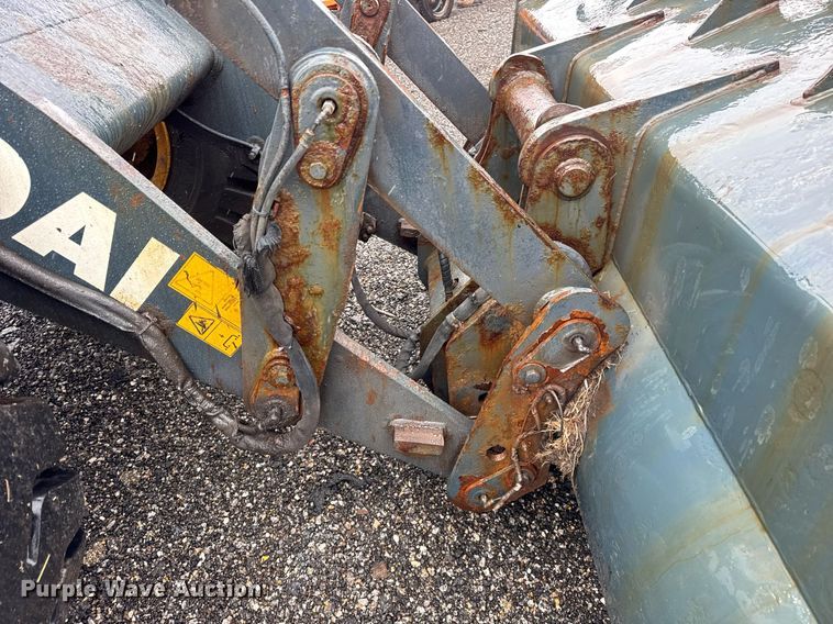 image for item DH9912 2011 Hyundai HL740-9TM wheel loader