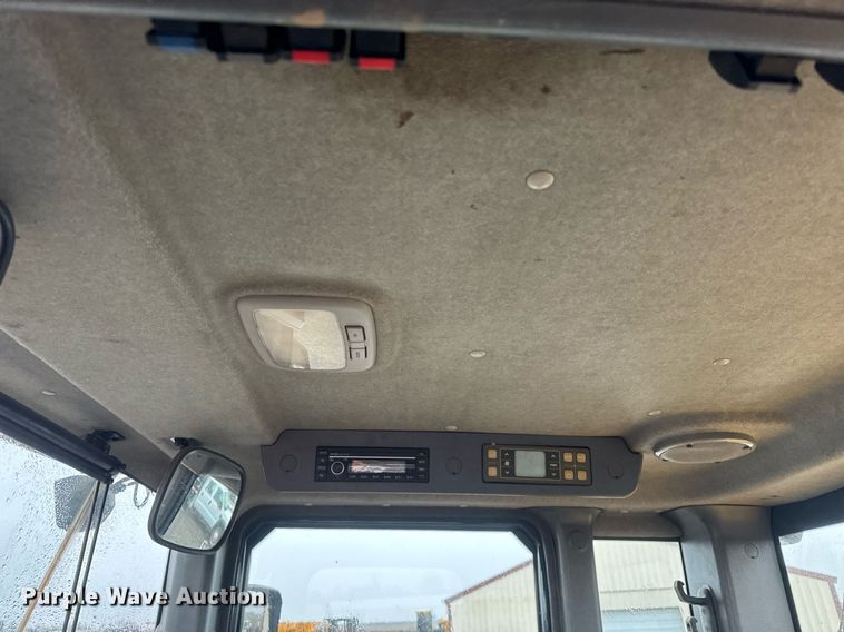 image for item DH9912 2011 Hyundai HL740-9TM wheel loader