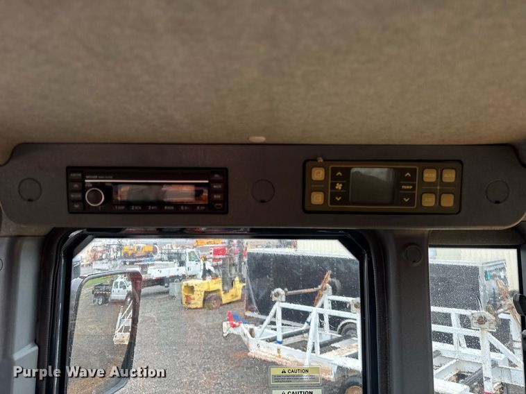 image for item DH9912 2011 Hyundai HL740-9TM wheel loader