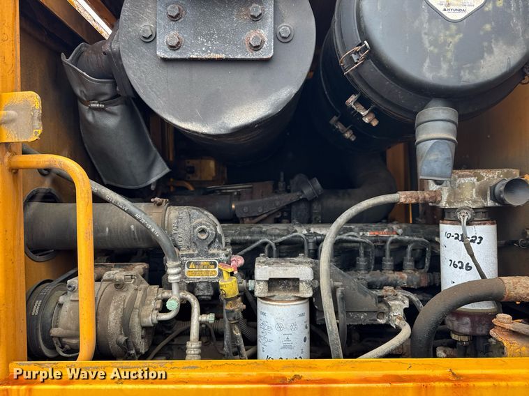 image for item DH9912 2011 Hyundai HL740-9TM wheel loader