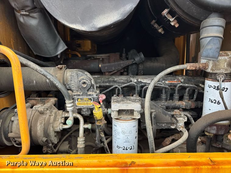 image for item DH9912 2011 Hyundai HL740-9TM wheel loader