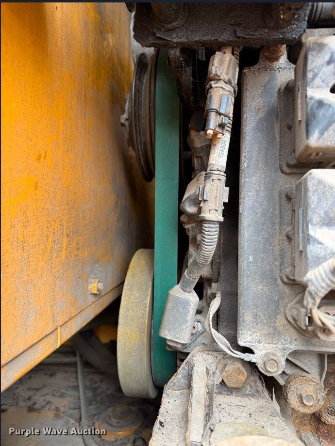 image for item DH9912 2011 Hyundai HL740-9TM wheel loader