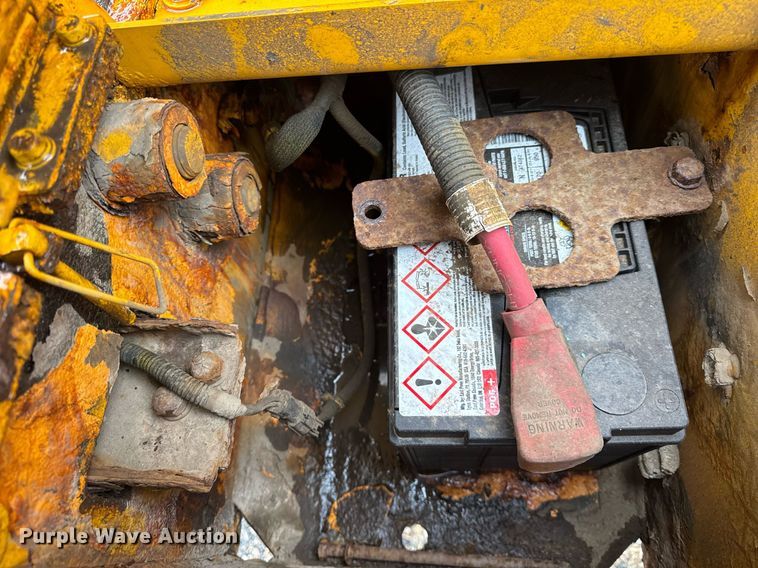 image for item DH9912 2011 Hyundai HL740-9TM wheel loader