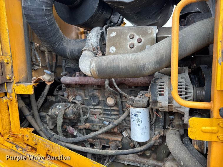 image for item DH9912 2011 Hyundai HL740-9TM wheel loader